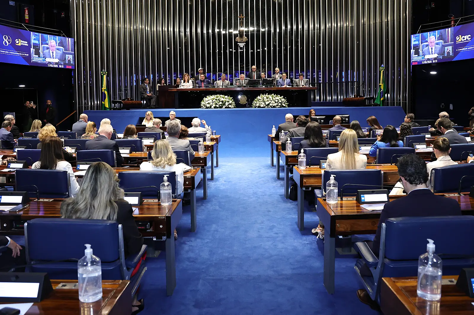 Sessão Solene no Congresso Nacional homenageou o Dia do Profissional da Contabilidade e os 80 anos da criação dos Conselhos de Contabilidade no Brasil
