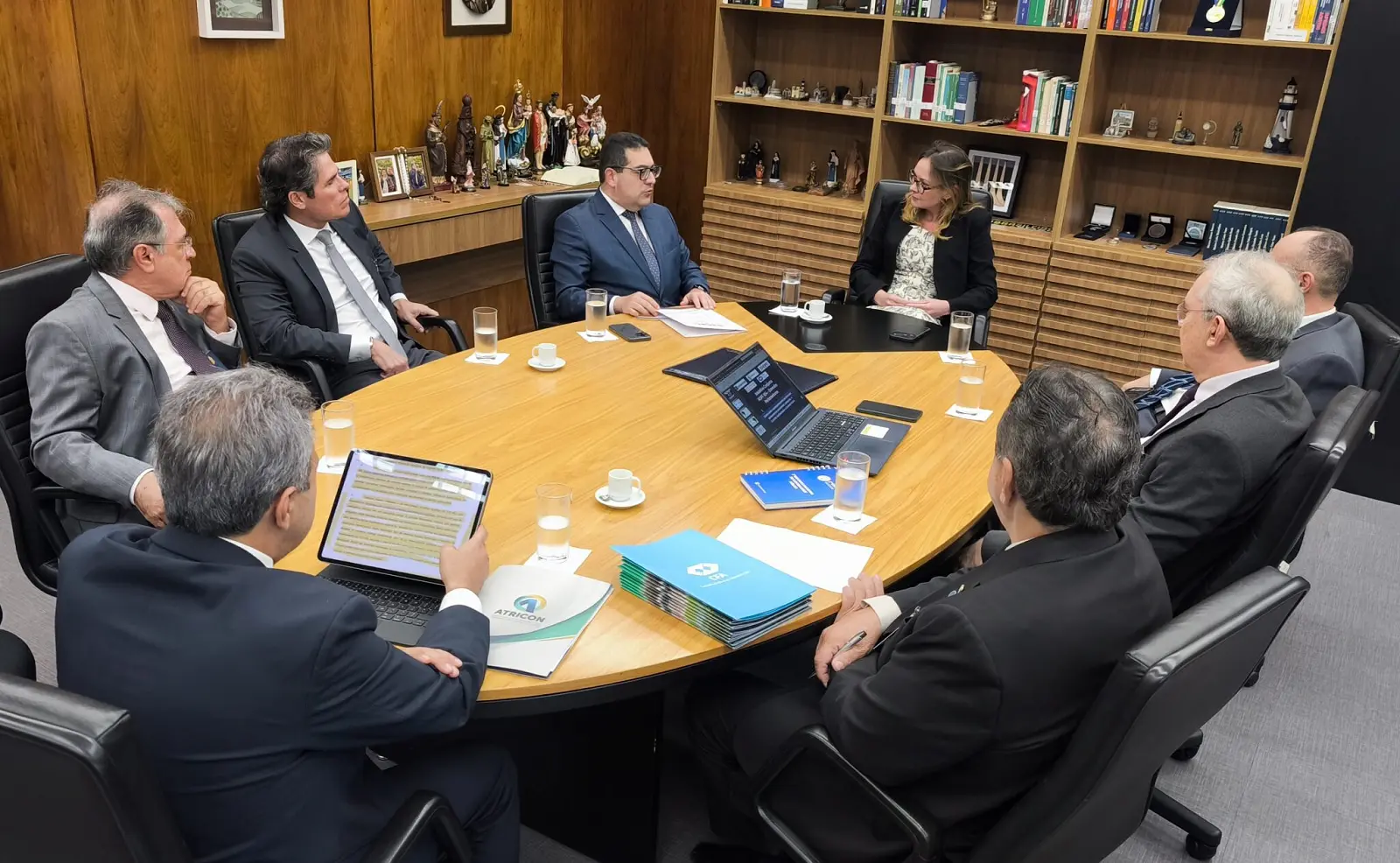 Proposta sobre emendas parlamentares é apresentada ao STF por CFC e entidades

