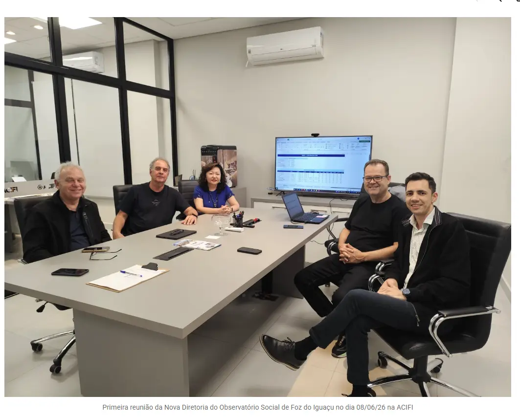 Além da vice-presidente de Registro do CRCPR, Rosemere Hayashi, estiveram presentes os representantes do OSB: Haralan Elias Melo Mucelini, presidente; João Carlos Zanata, vice-Presidente de Assuntos Administrativos e Financeiros; Marco Aurelio Escobar, vice-presidente de Assuntos de Produtos e Metodologia; Marcos Cesar Castella, vice-presidente de Assuntos de Controle Social.