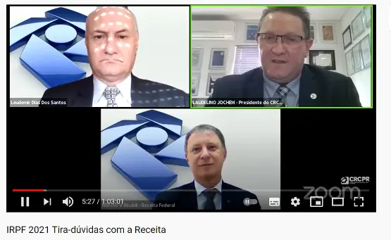 Registro do primeiro episódio do programa, que estreou em 5 de maio de 2021, com a palestra de Marcos Rinaldi e Leudemir Santos tendo a mediação de Laudelino Jochem, que presidia o Conselho na época.