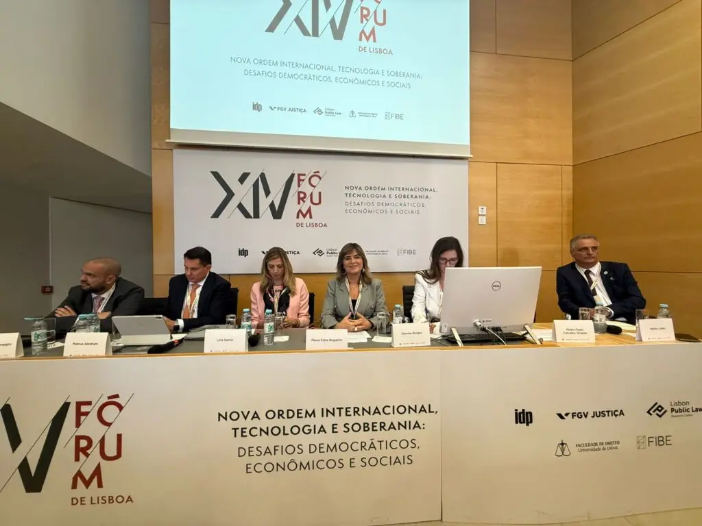 Maria Clara Bugarim mediou a mesa “Tributação, Reforma e Impactos na Segurança Jurídica”