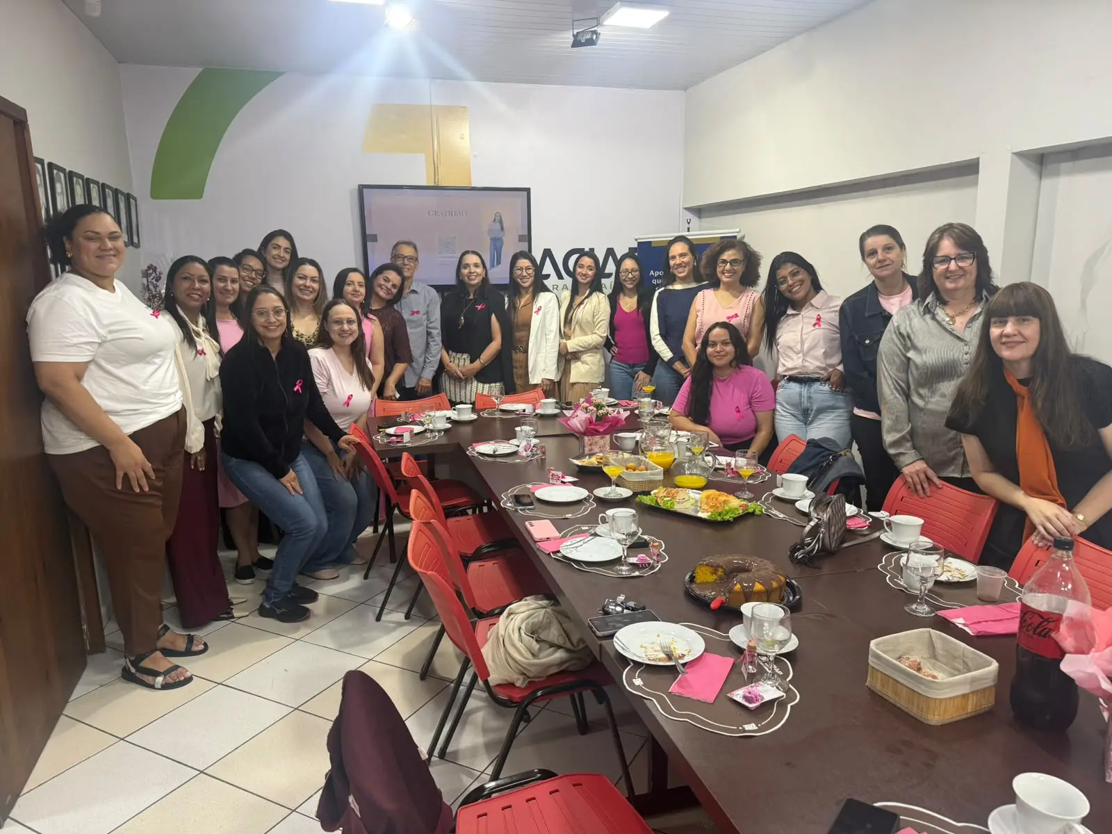 “Outubro Rosa — Café, Cuidado e Prevenção”, em Paranavaí