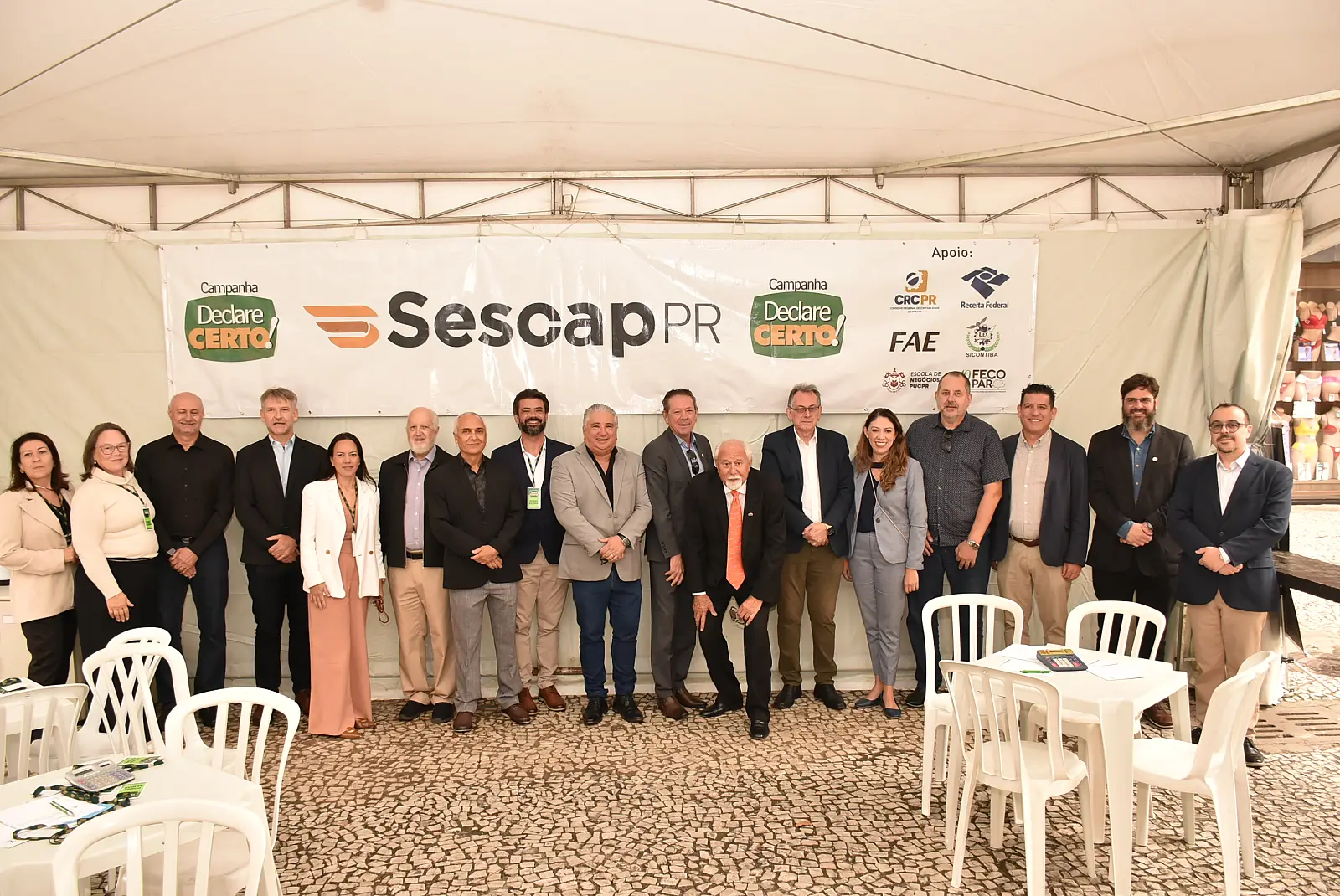 Lideranças presentes no evento "Declare Certo", em Curitiba