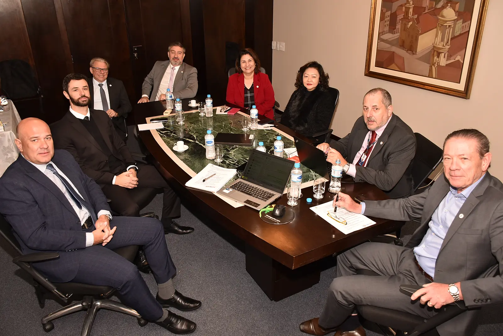 Liderado pelo presidente Everson Breda Carlin, o Conselho Diretor reuniu-se na quinta-feira (23)